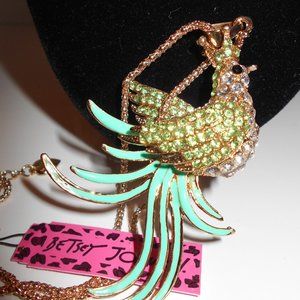 Betsey Johnson Cute Green Bird Necklace